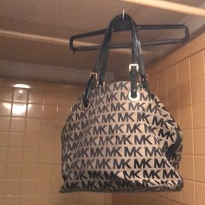 Michael Kors purse
